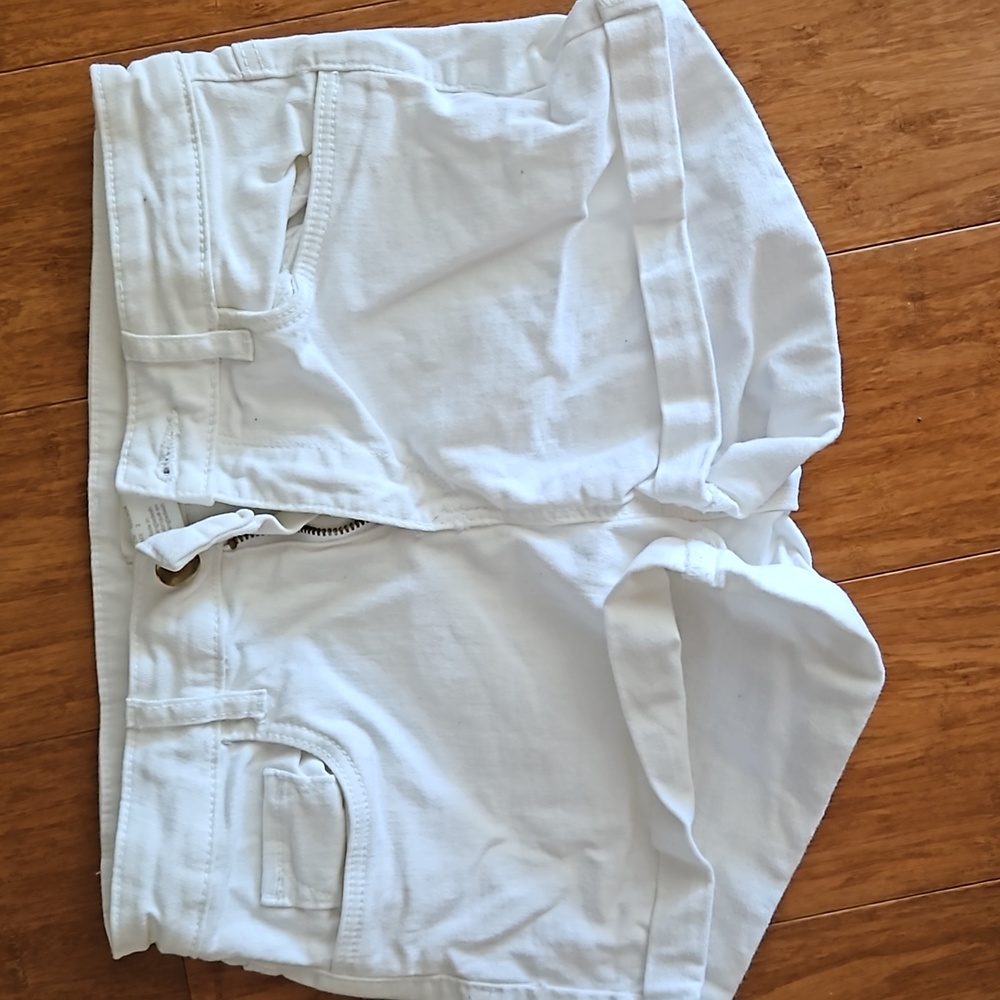 H&M White Shorts Size 2
